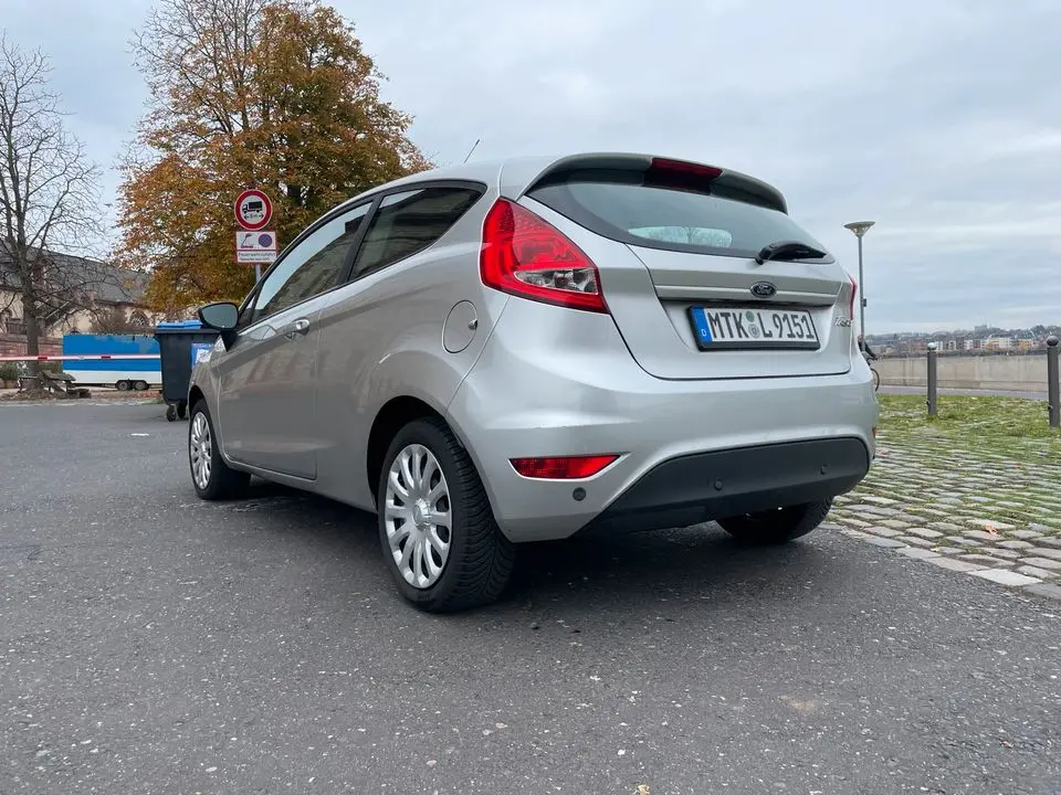 Ford Fiesta – Bild 2