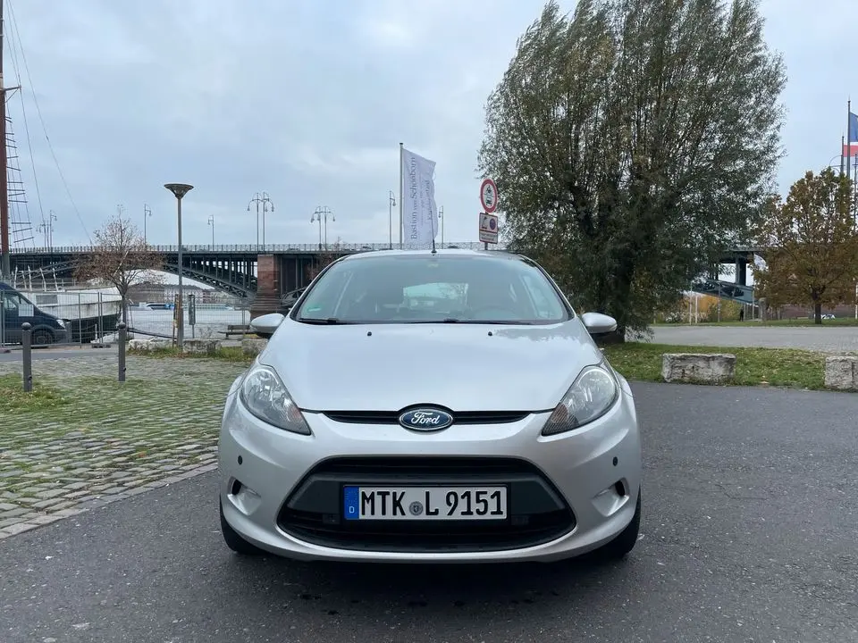 Ford Fiesta – Bild 4